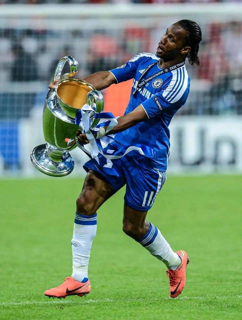 九游体育-德罗巴在日本队比赛中突破纪录，关键助攻引发热议！