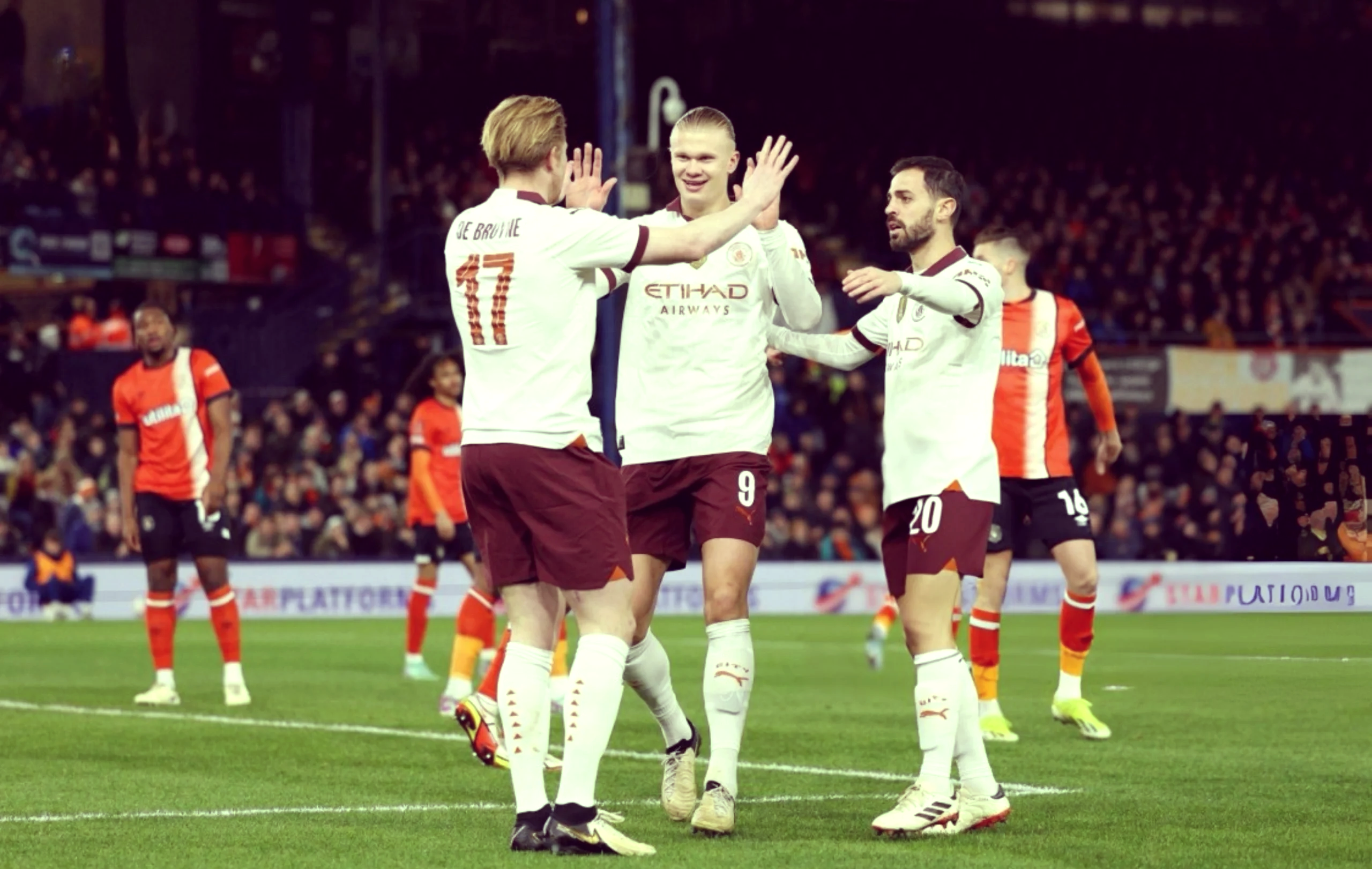 九游体育-哈兰德重要时刻大比分获胜，美国队带队取胜！